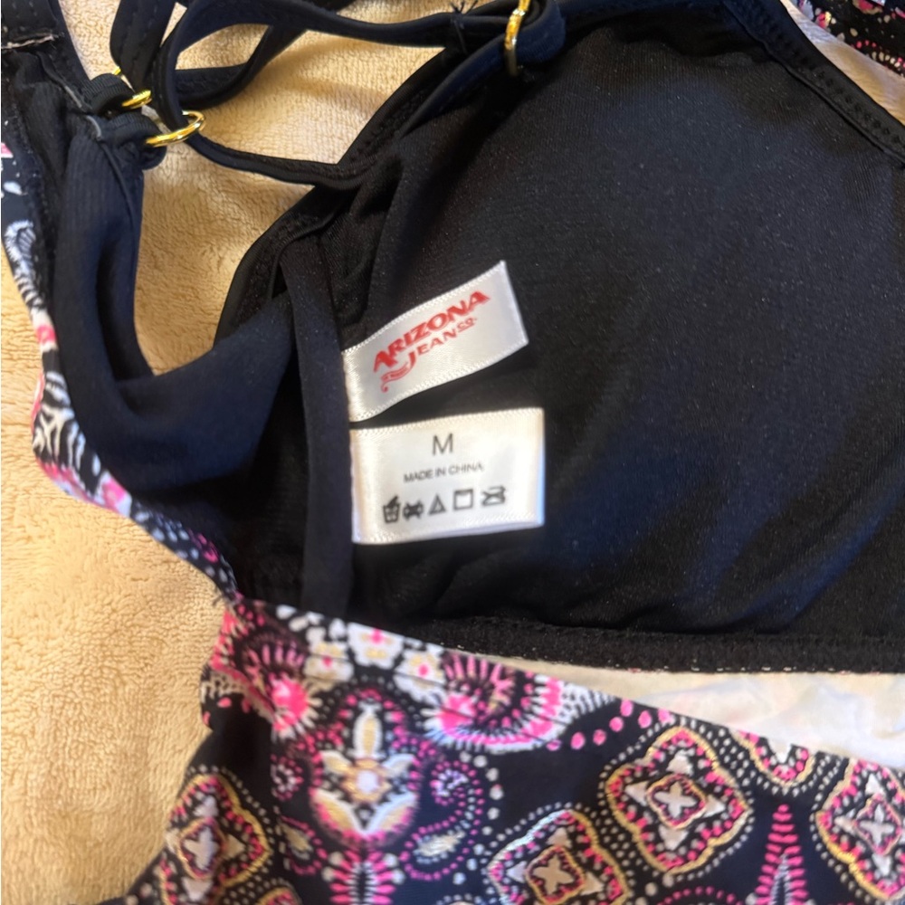 Arizona Jean Company Women’s Black and Pink Bikini - Picture 13 of 13